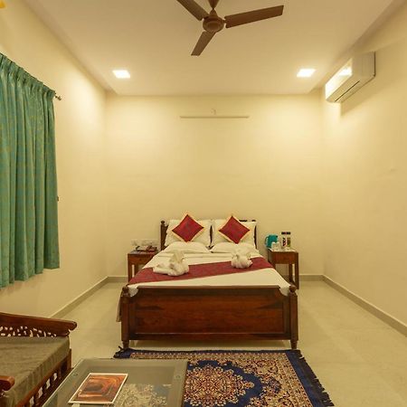 Kstdc Hotel Mayura Adilshahi Bijapur Exteriér fotografie
