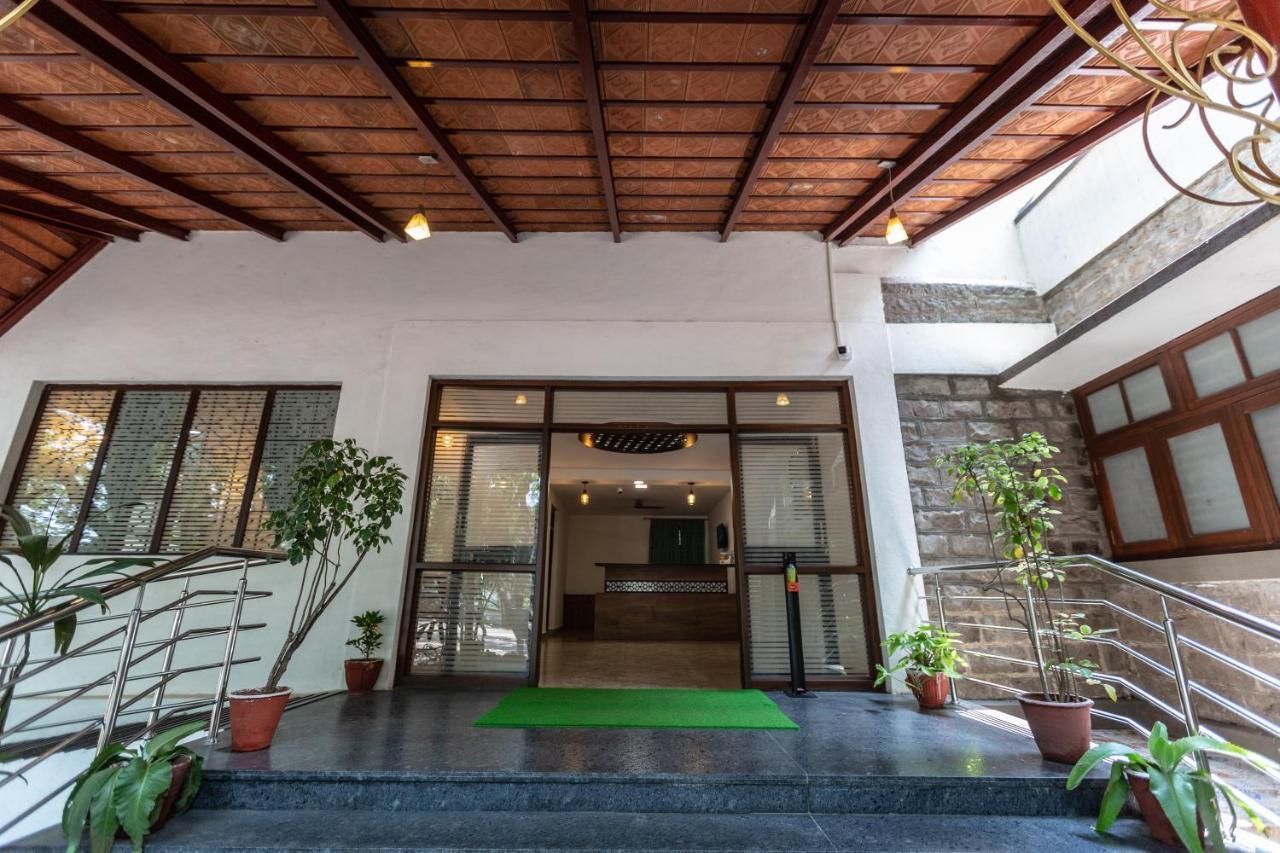 Kstdc Hotel Mayura Adilshahi Bijapur Exteriér fotografie